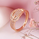 Goldring Aus Russischem Gold 585 ° Mit Zirkonia