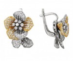 Earrings with diamonds. Flirting flowers