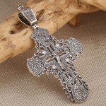 Pendentif croix. Argent