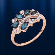 Ring mit Topas London und Zirkonia. Russisches Gold