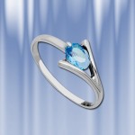 Ring made of 925 silver with topaz