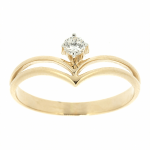 Gold ring with diamond