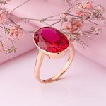 Gold ring with corundum ruby