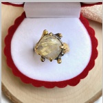 Anel em prata banhado a ouro com quartzo rutilo