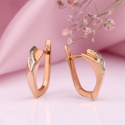 Gold earrings with zirconia