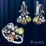 Anello e orecchini in argento russo