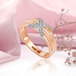 Anell d'or "Love Melody". Zirconia