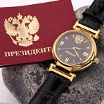 Механические часы с календарём