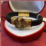 Bracciale elegante con "Cobra" in acciaio inossidabile