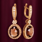 Earrings with diamonds and smoky topaz
