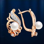 Earrings with pearls & fianites. Red gold