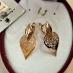 Gold earrings made of 585 red gold