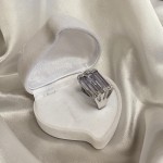 Ezüst gyűrű „Exkluzív”. cirkónia