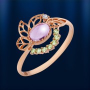 Goldener Ring. Amethyst und Peridot