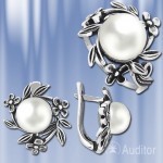 Anello e orecchini in argento russo con perla